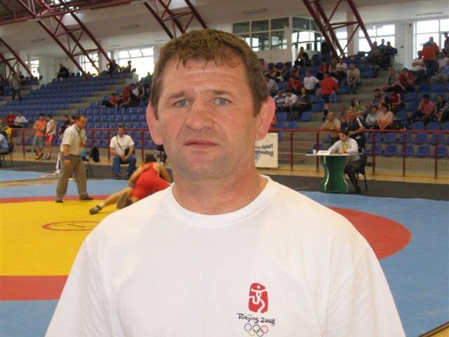 Demisii aprobate după insuccesul luptătorilor la JO